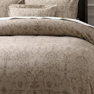 Restoratio Hardware king duvet cover + 4 shams